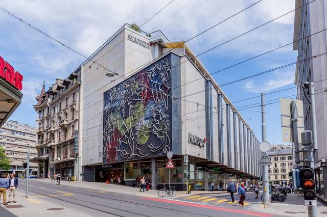 Geneva Manor - Manor Shopping Mall Geneva