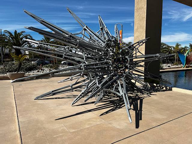 متحف فن أمريكا اللاتينية _ Museum of Latin American Art in Los Angeles