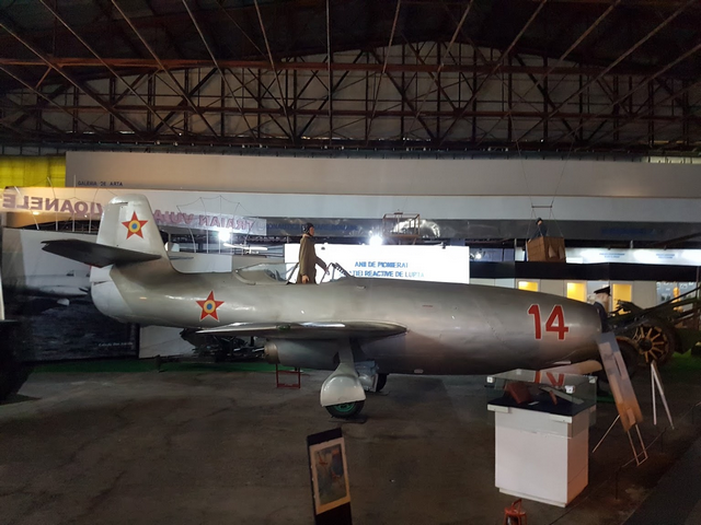 متحف الطيران الروماني الوطني في بوخارست - National Romanian Aviation Museum