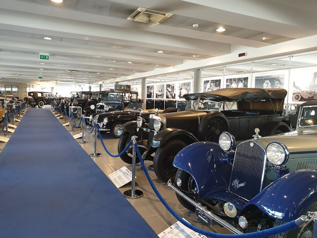 متحف نيكولاس للسيارات في فيرونا - Nicolis Museum Verona