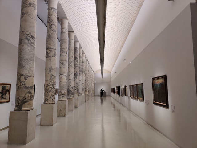 متحف نوفيسينتو في ميلان - Novecento Museum