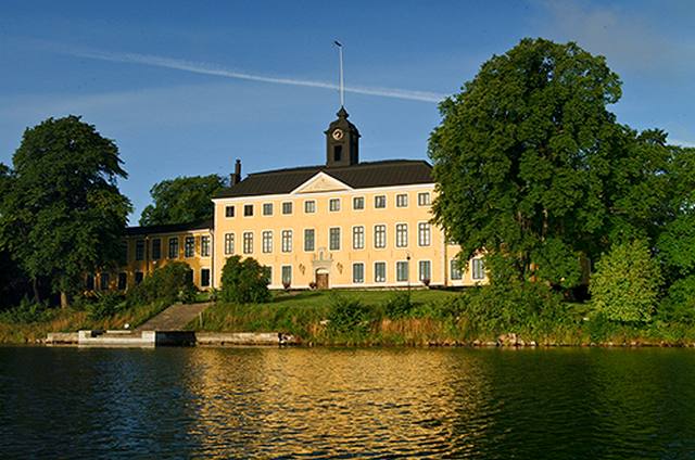 قصر أولريكسدال في ستوكهولم - Ulriksdal Palace