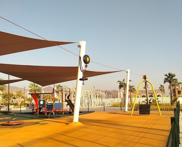 Umbrella Beach Fujairah Timing