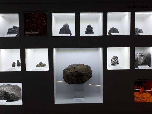 Volcano House Museum Reunion