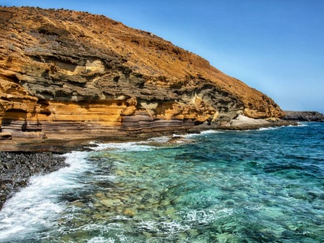 شاطئ أماريلا جزر الكناري