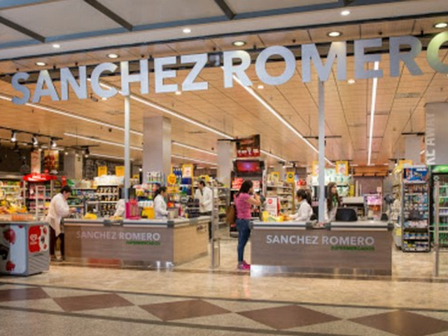 Arturo Soria Plaza Shopping Center in Madrid