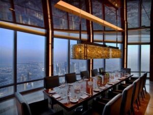 مطعم اتموسفير دبي
