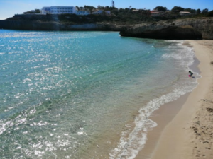 شاطئ كالا دومينغوس جزر البليار - Cala Domingos Beach Balearic Islands