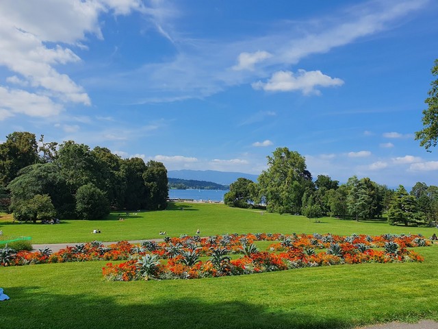 حديقة دي لا جرانج في جنيف _ La Grange Park Geneva