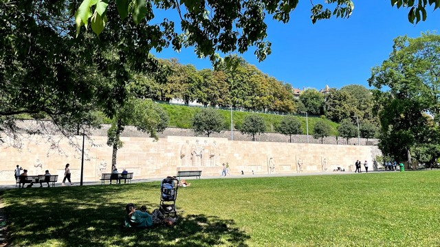حديقة باستشنز في جنيف _ Bastions Park Geneva