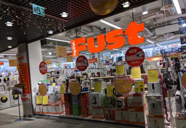 مول إيوكس فيفز جنيف _ Eaux Vives Shopping Center