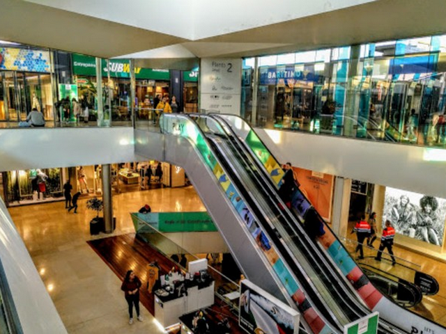 Barcelona shopping centers