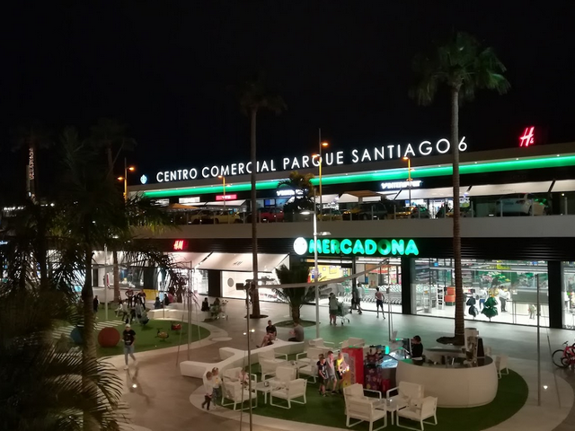 shopping malls in Canary Islands