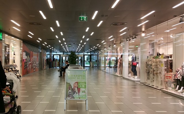 shopping mall Salzburg
