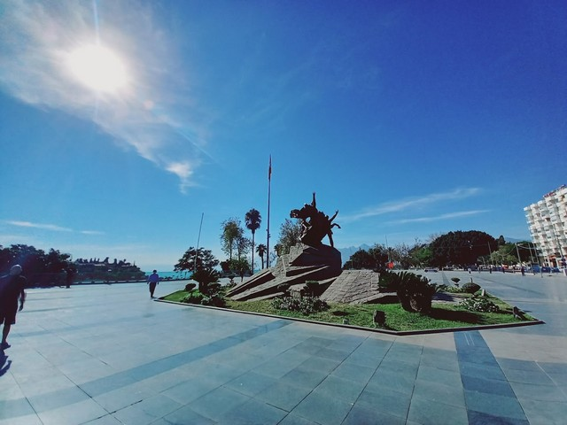 Yavuz Ozcan Park in Antalya