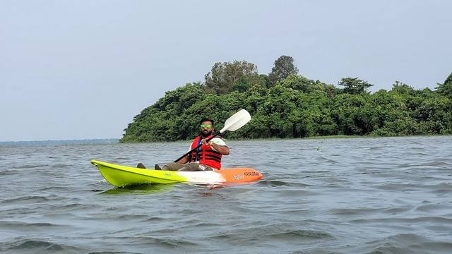 Pathiramanal Island in Kerala