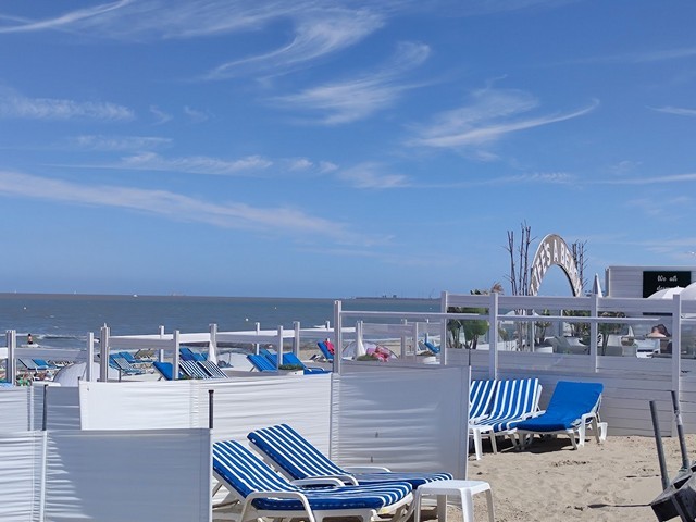 Sun Beach Brugge