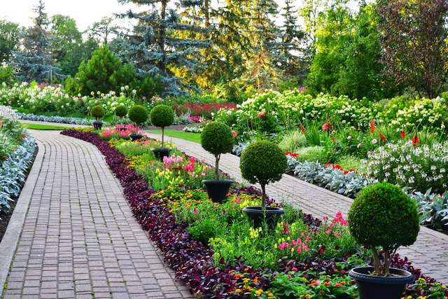 English Garden in Winnipeg