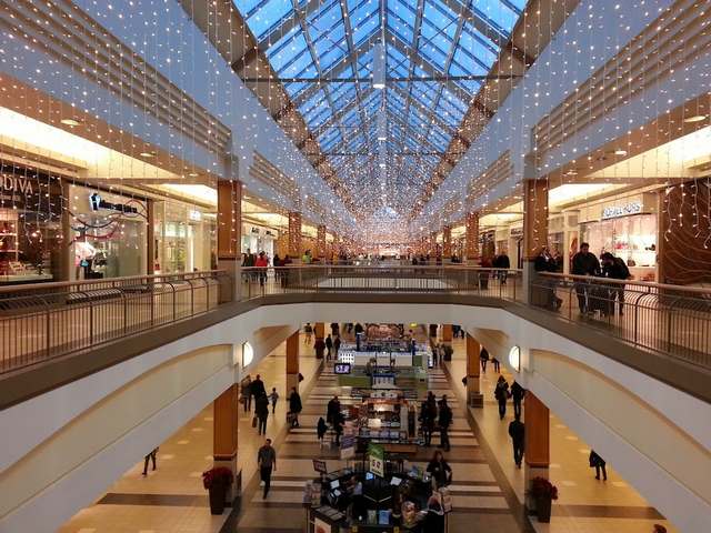 Winnipeg shopping malls
