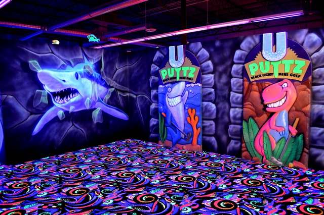 U Puttz Amusement Centre in Winnipeg