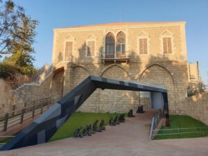 متحف ارام بيزيكيان جبيل - Aram Bezikian Museum Byblos