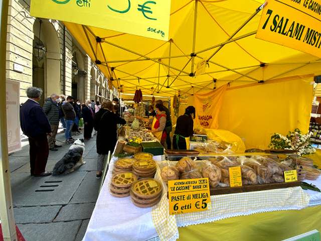 Campagna Amica Market Turin