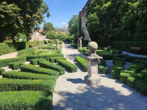 حديقة هيسبيريدس نورمبرغ - Hesperidengarten Nuremberg
