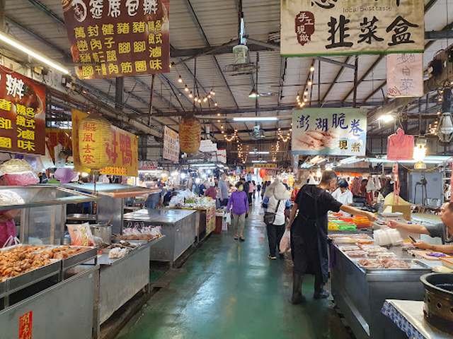 Hou Jia Huanghun Market Tainan