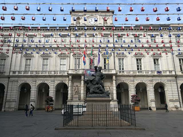 famous landmarks in Turin