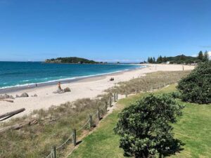 جبال تاورانجا - mountains in Tauranga