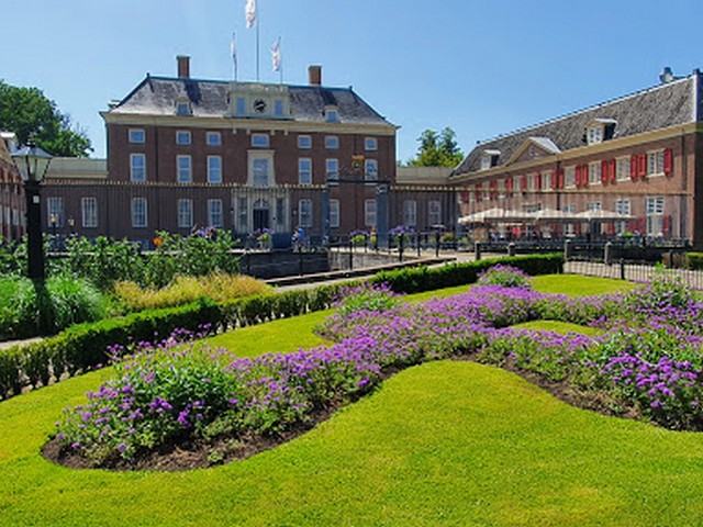 Slot Zeist Palace in Utrecht