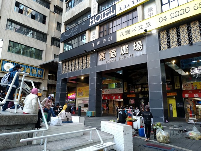 best night markets in Taichung