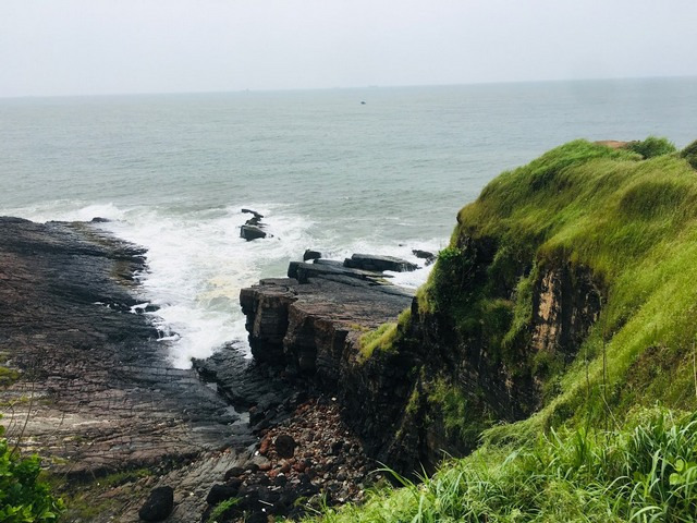 Sinquerim Beach Goa
