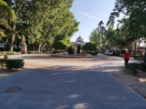 حديقة باسيو دي لا فيجا توليدو - Paseo de La Vega Park Toledo