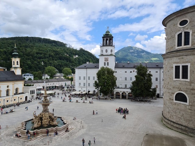 اشهر ميادين سالزبورغ - things to do in Salzburg 