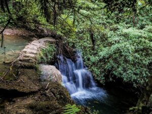 شلال وانغو تايبيه - Wanggu Waterfall Taipei
