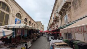 سوق أورتيجيا القديم سيراكيوز - markets in Syracuse - Old Market of Ortigia Syracuse