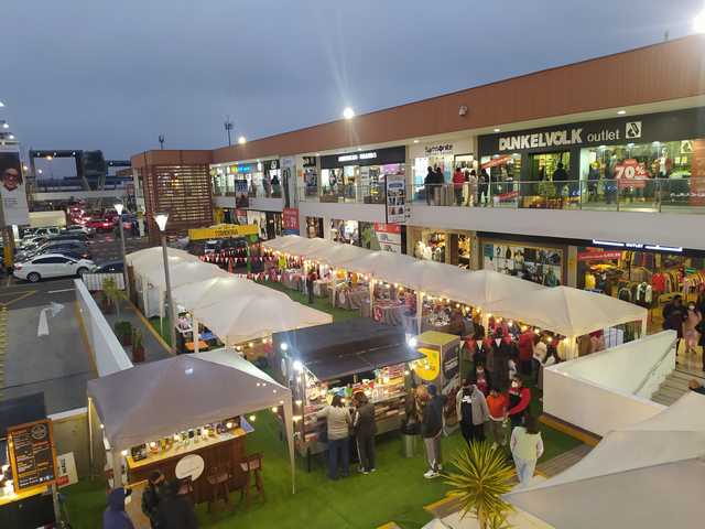 Outlet Arauco Faucett in Lima