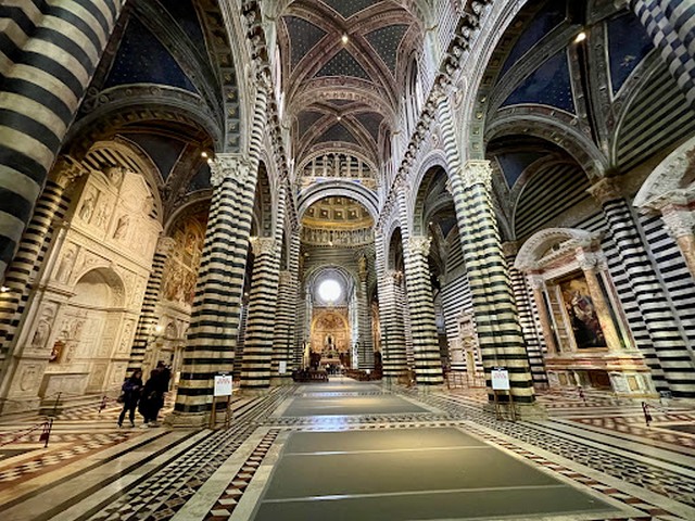 Piazza del Duomo Siena