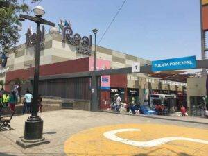 Plaza Santa Clara Lima