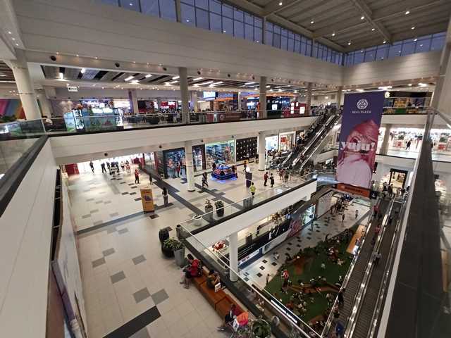 Real Plaza Villa Maria Mall Lima