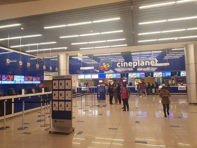 Real Plaza Villa Maria Mall in Lima