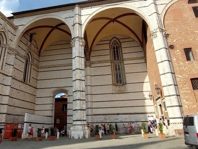 top sights in Siena Italy