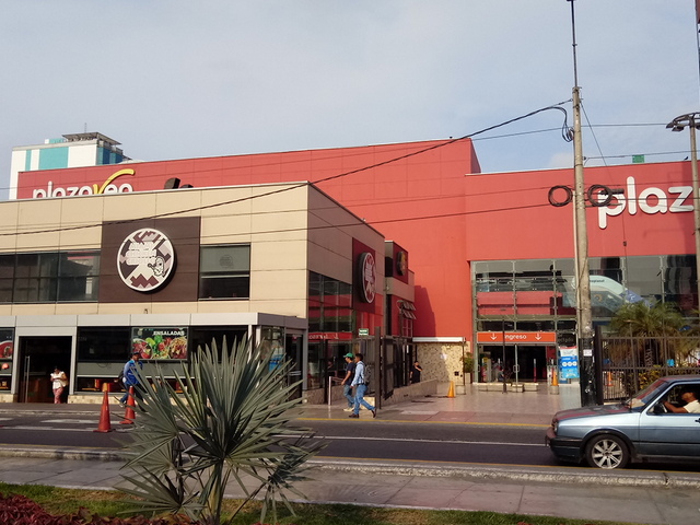 Risso Mall Lima