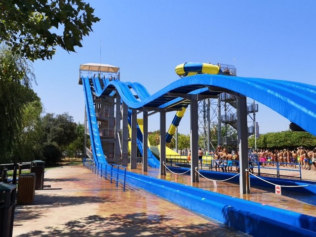 Aquopolis Villanueva Water Park Madrid