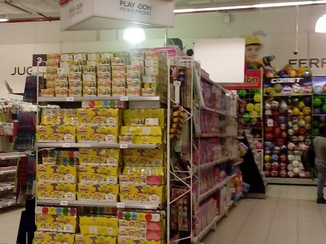 Mall Aventura Santa Anita in Lima