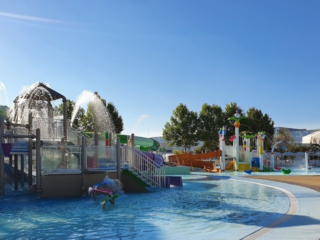 Warner Beach Water Park in Madrid