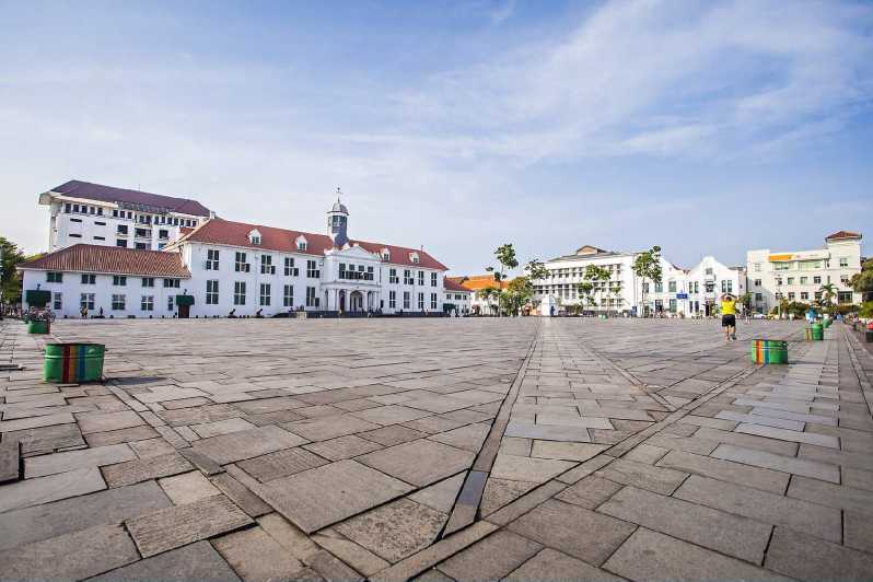 attractions in Jakarta Indonesia