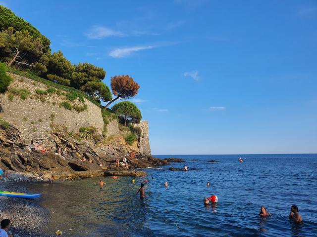 Spiaggia Pubblica Capolungo Genoa