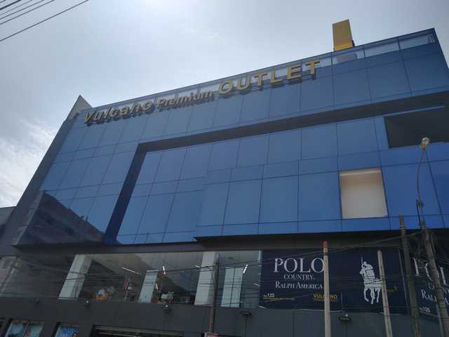 top outlets in Lima